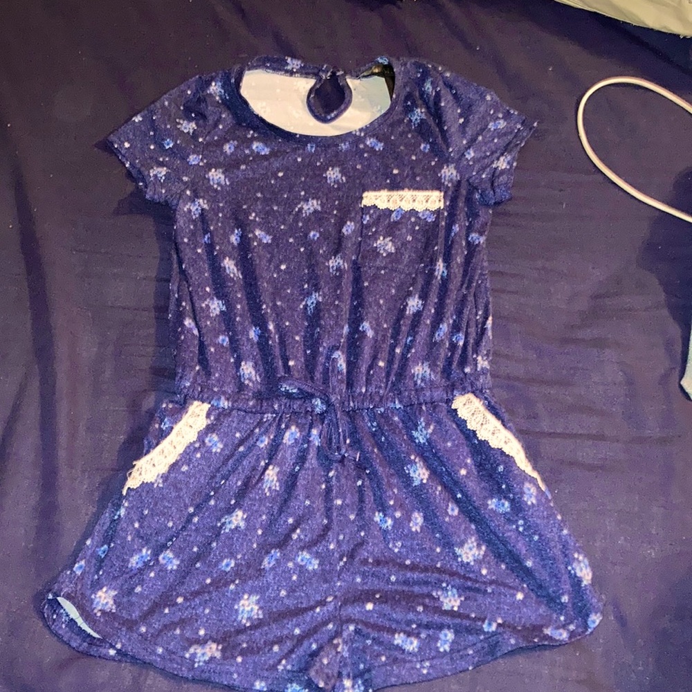 Girls romper with flower detail and lace